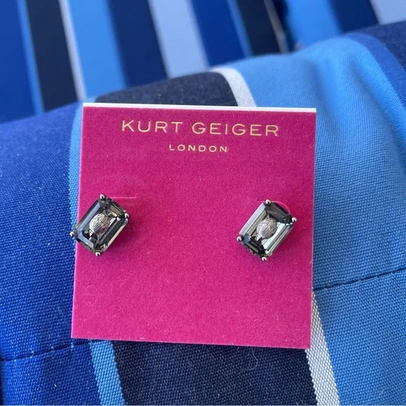 Kurt Geiger Earrings NEW W/tag Olive green Crystal Stud/gunmetal silver setting - Picture 10 of 12
